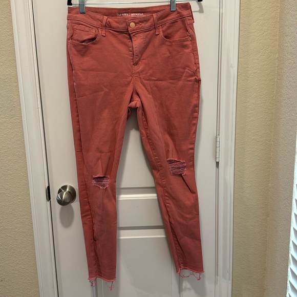 Old Navy Denim - Old Navy Rockstar Mid-rise pink Jean